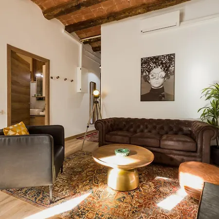 Magalhaes - Trad Flat In Poble Sec, Near Ramblas Apartment Barcelona