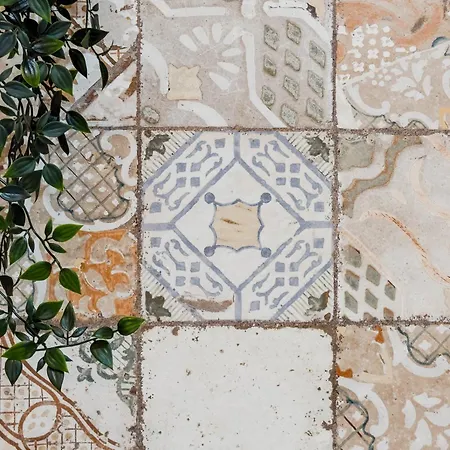 Magalhaes - Trad Flat In Poble Sec, Near Ramblas * Barcelona