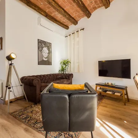Magalhaes - Trad Flat In Poble Sec, Near Ramblas Barcelona