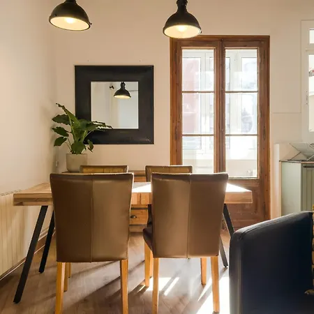 Magalhaes - Trad Flat In Poble Sec, Near Ramblas Apartment Barcelona