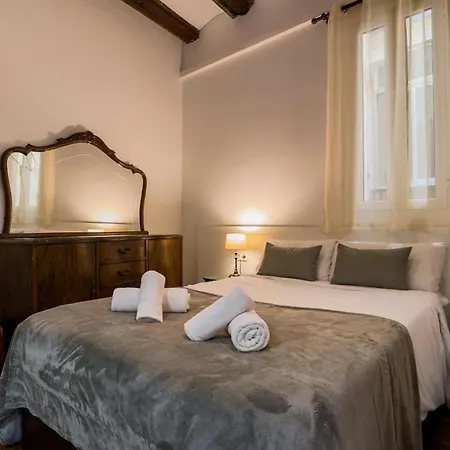 דירה Magalhaes - Trad Flat In Poble Sec, Near Ramblas